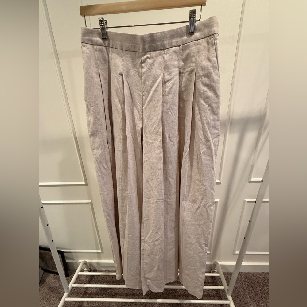 Women’s wide leg linen blend pant